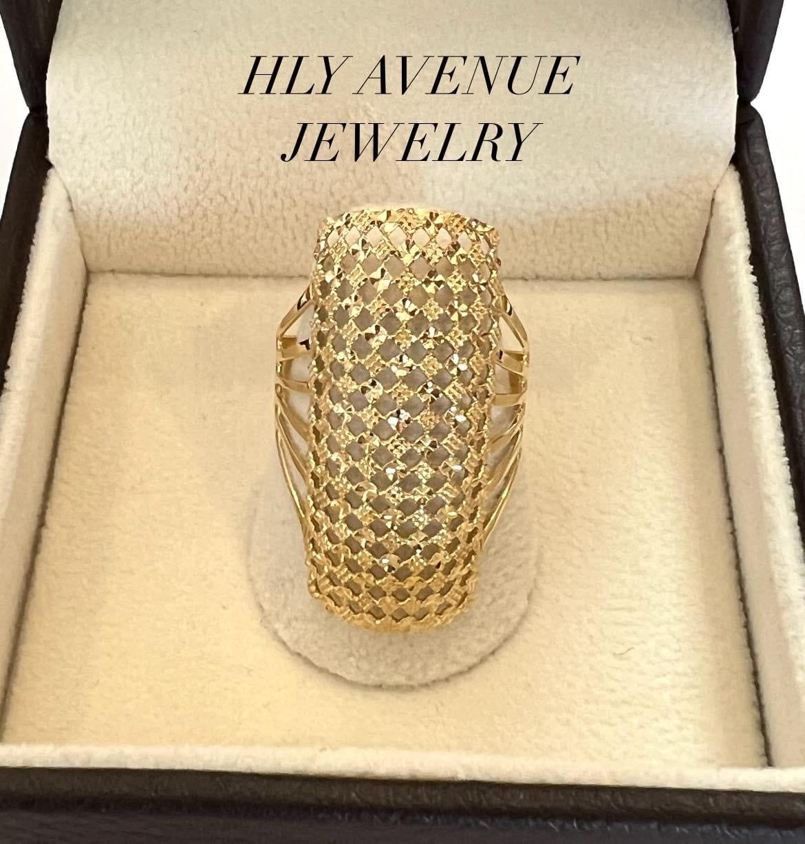 18K Japan Gold Rectangular Ring