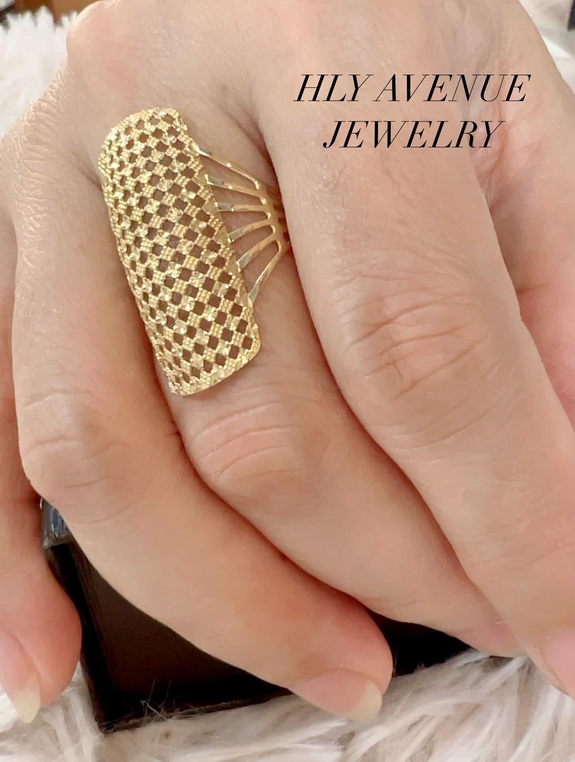 18K Japan Gold Rectangular Ring