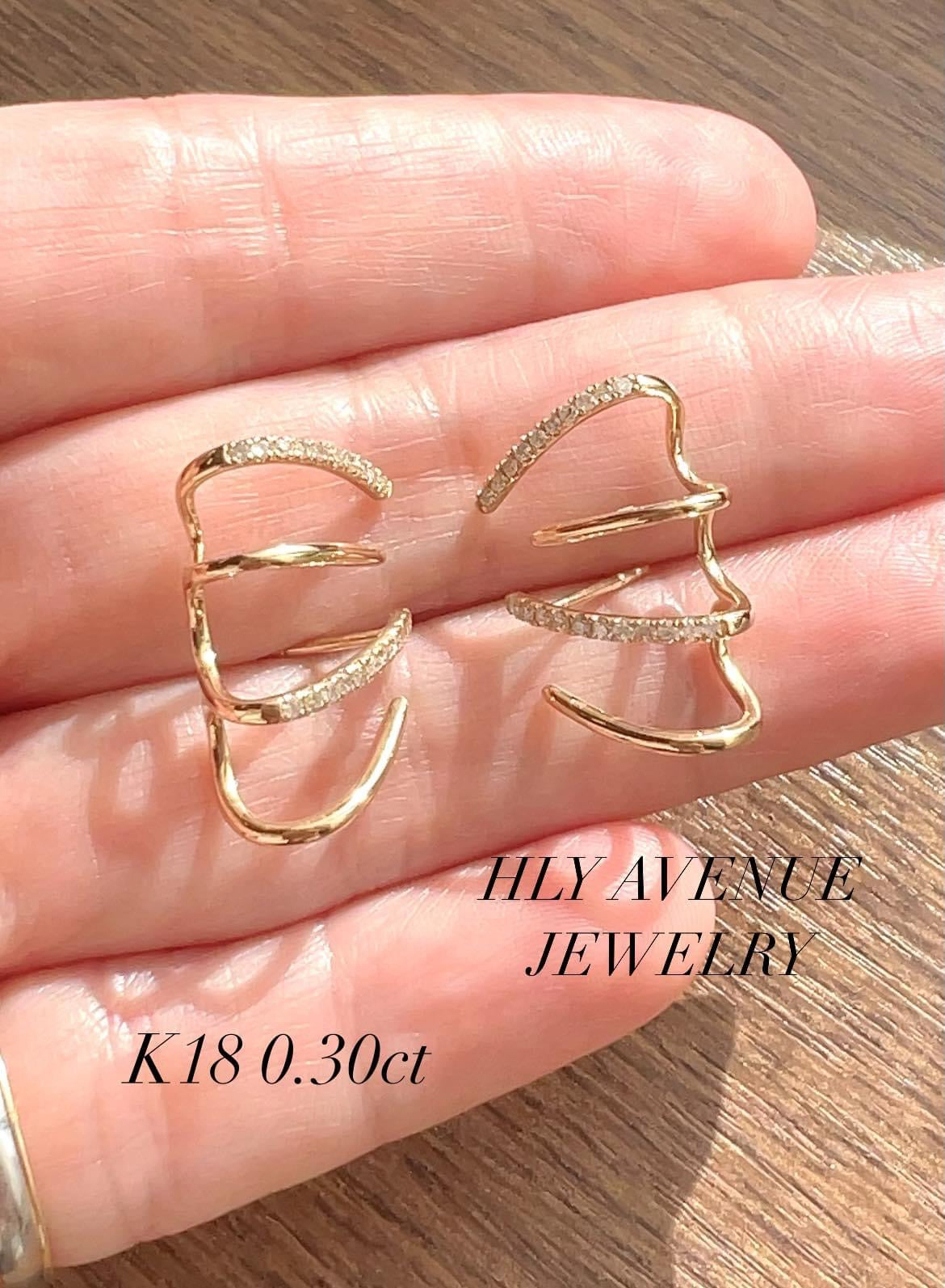 18K Japan Gold Diamond Earrings