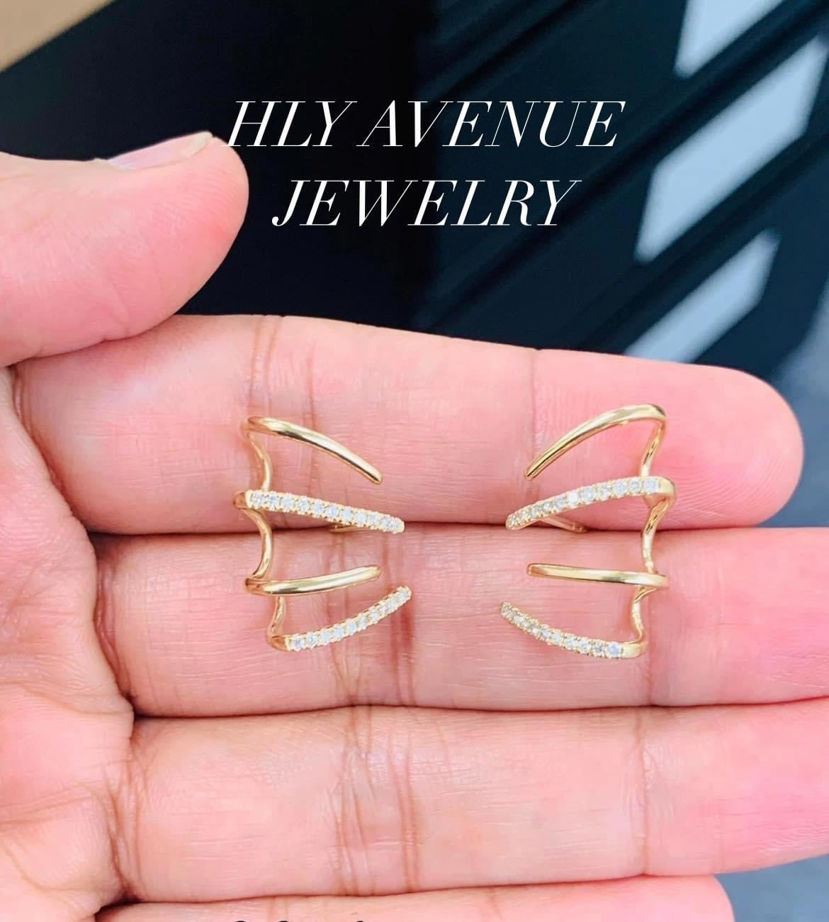 18K Japan Gold Diamond Earrings