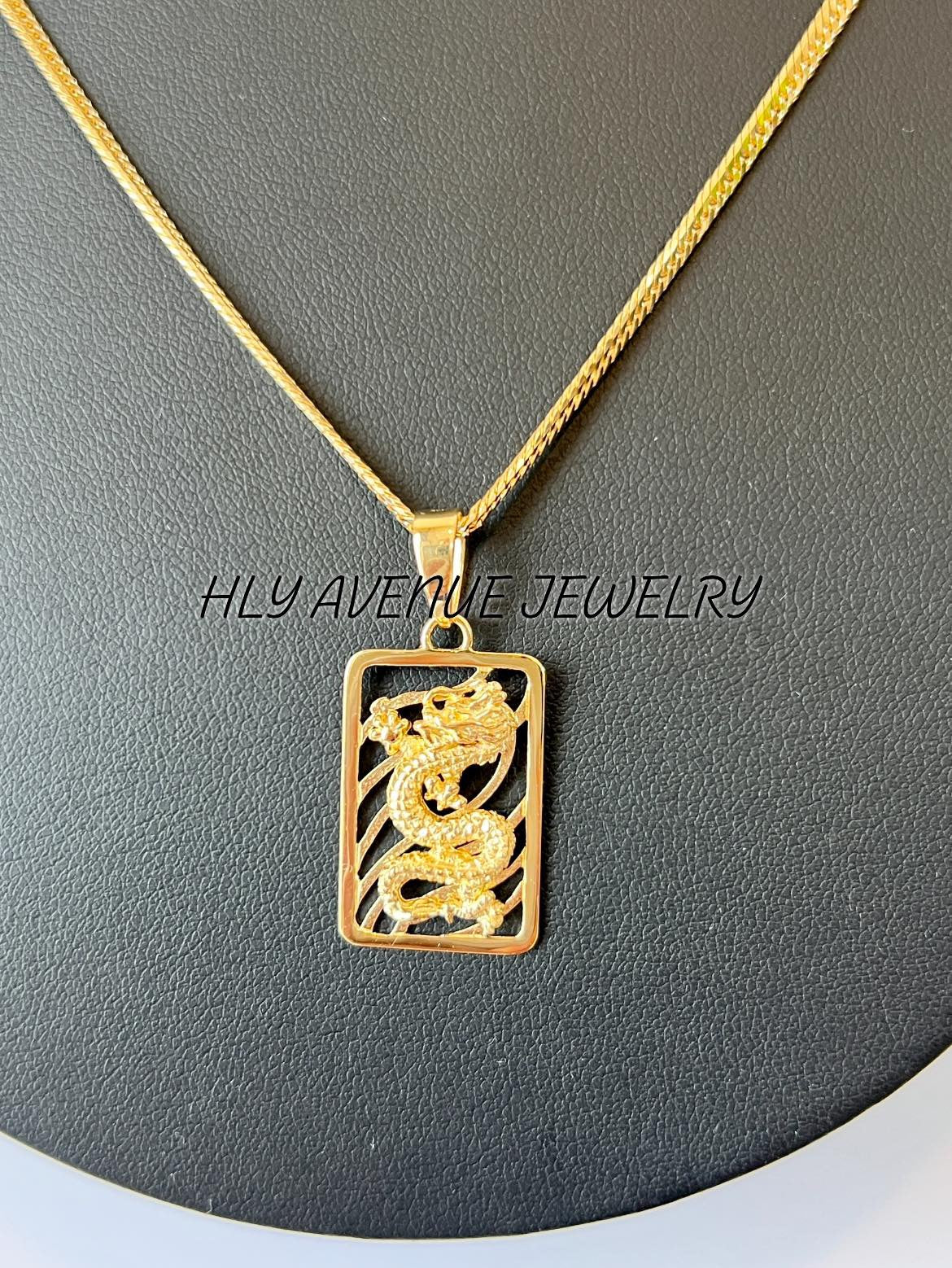 18k Dragon Pendant