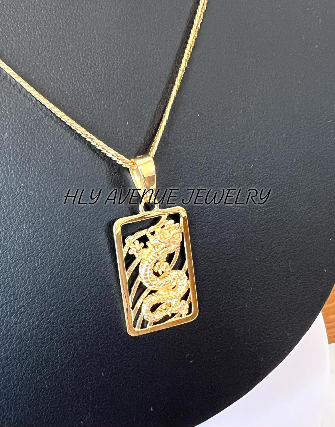 18k Dragon Pendant