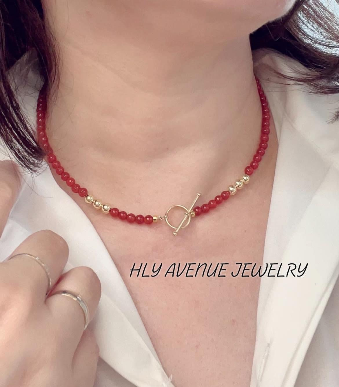18k Toggle Lock Red Agate Necklace