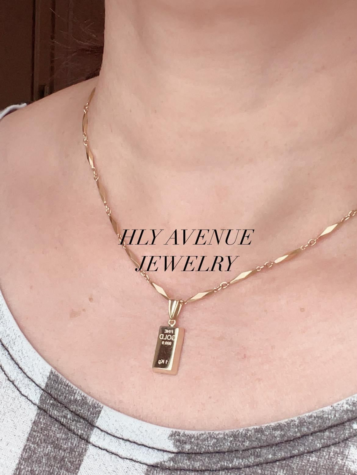 18k Japan Gold Gold Bar Pendant