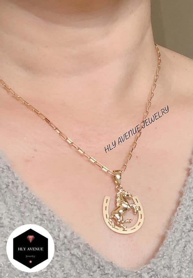 18K Japan Gold Horseshoe Pendant Top