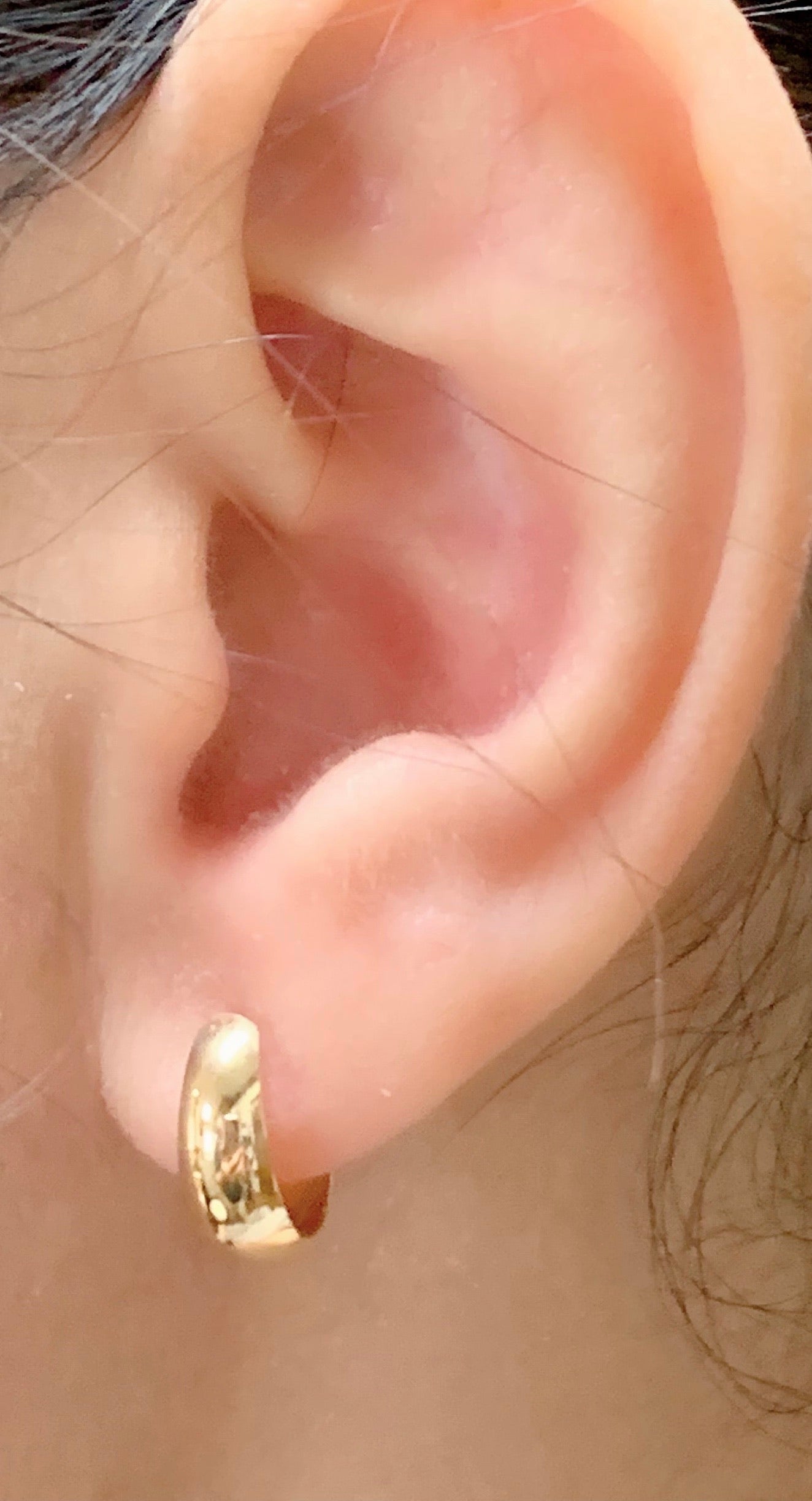 18K Yellow Gold Hoop Earrings