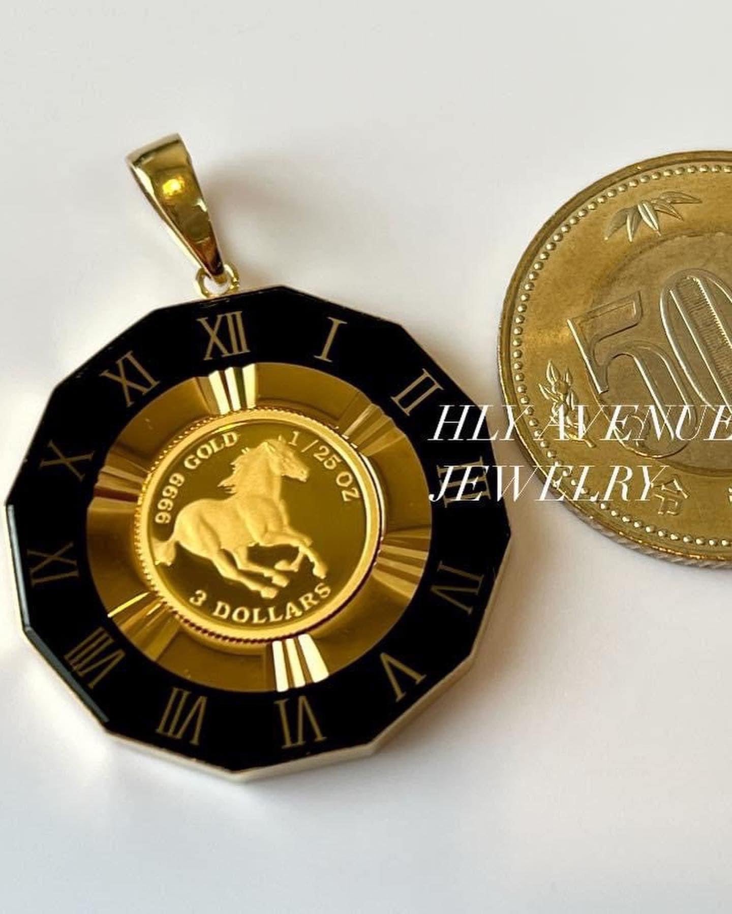 Horse/ Elizabeth 24k/18k Glass Pendant