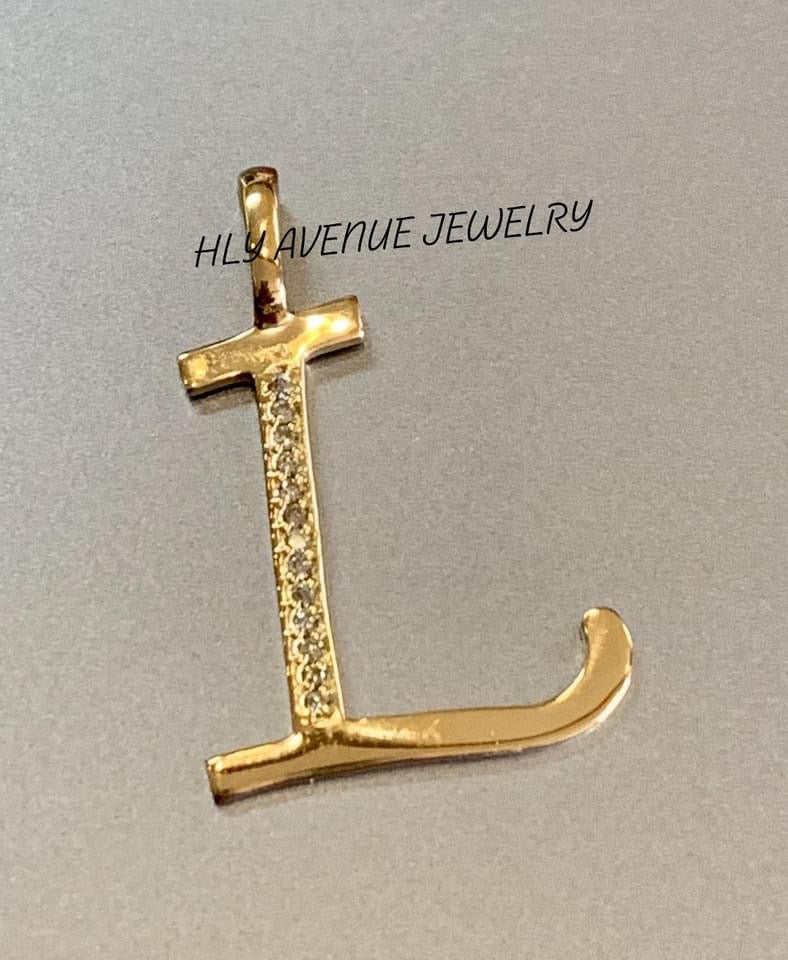18k With Diamond Initial Pendant