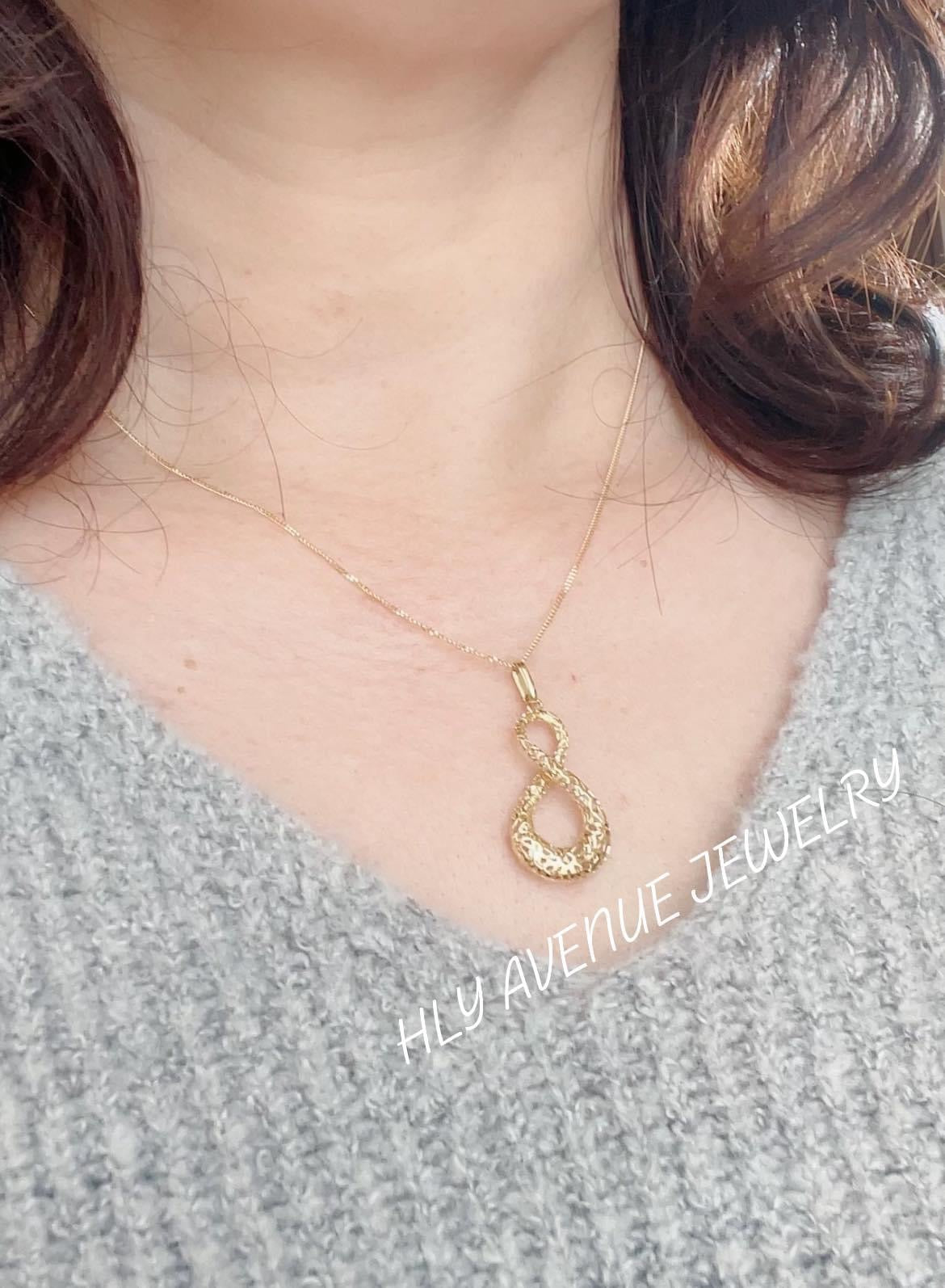 18k Japan Gold Infinity Pendant