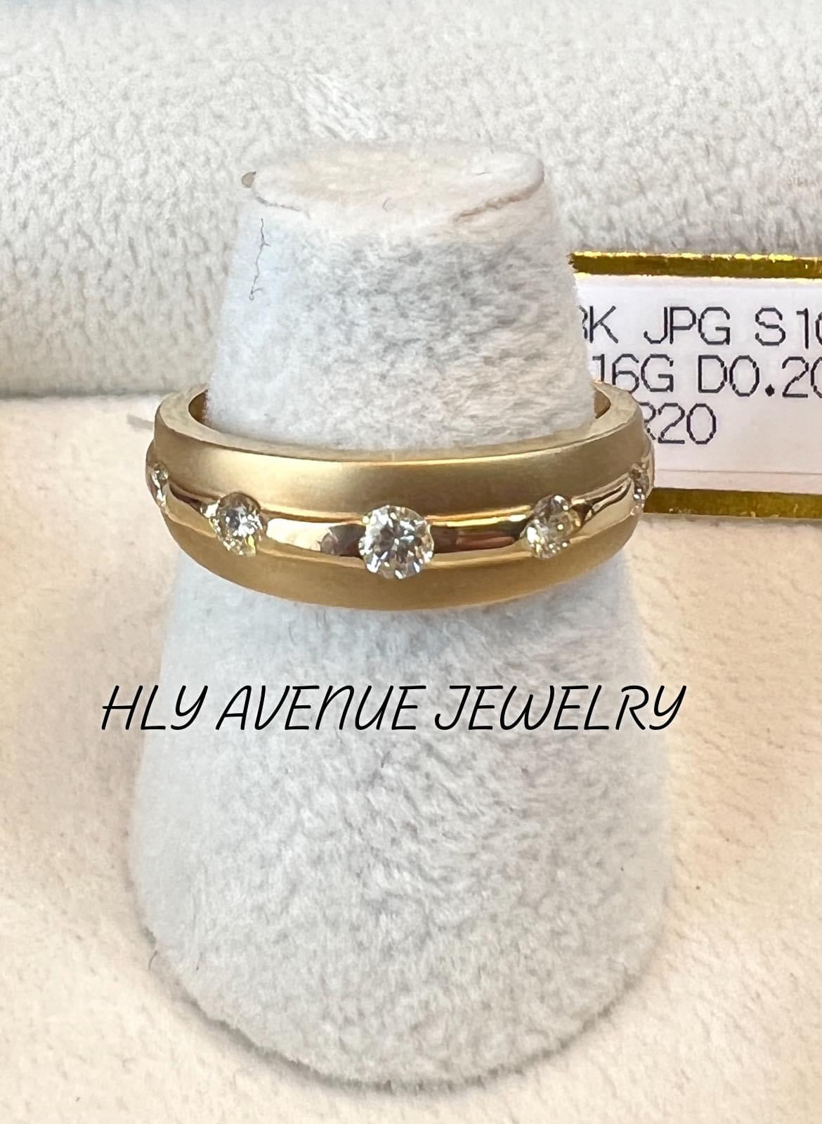 18k Japan Gold W/ 0.20 Ct. Diamond Ring Size #10