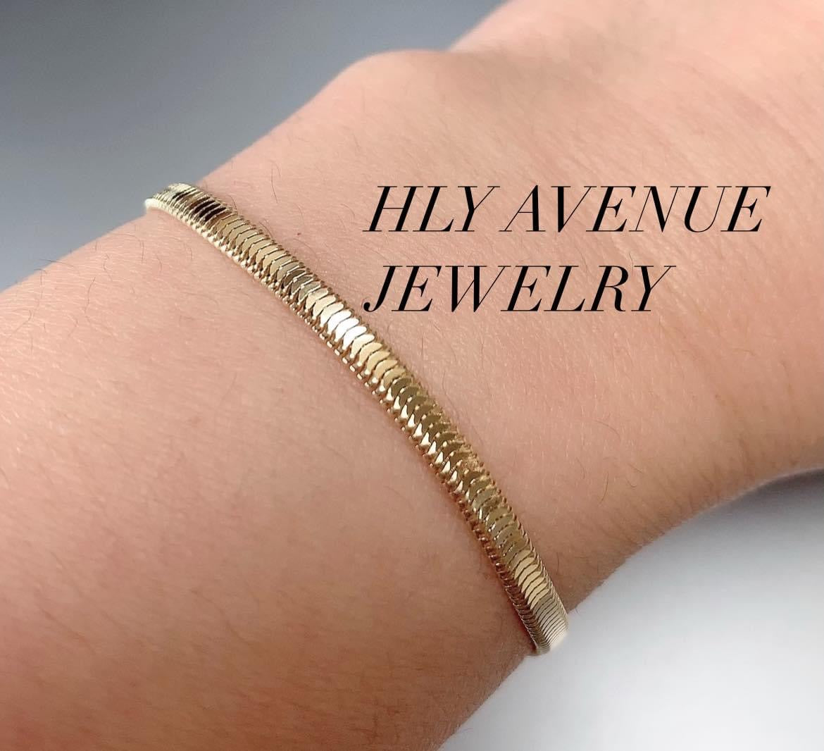 18k Japan Gold Snake Chain Bracelet
