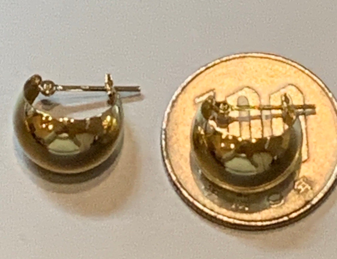 18K Yellow Gold Huggy Earrings