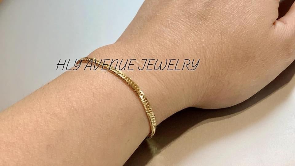 18K Japan Gold 8 Triple Cut Kihei Bracelet
