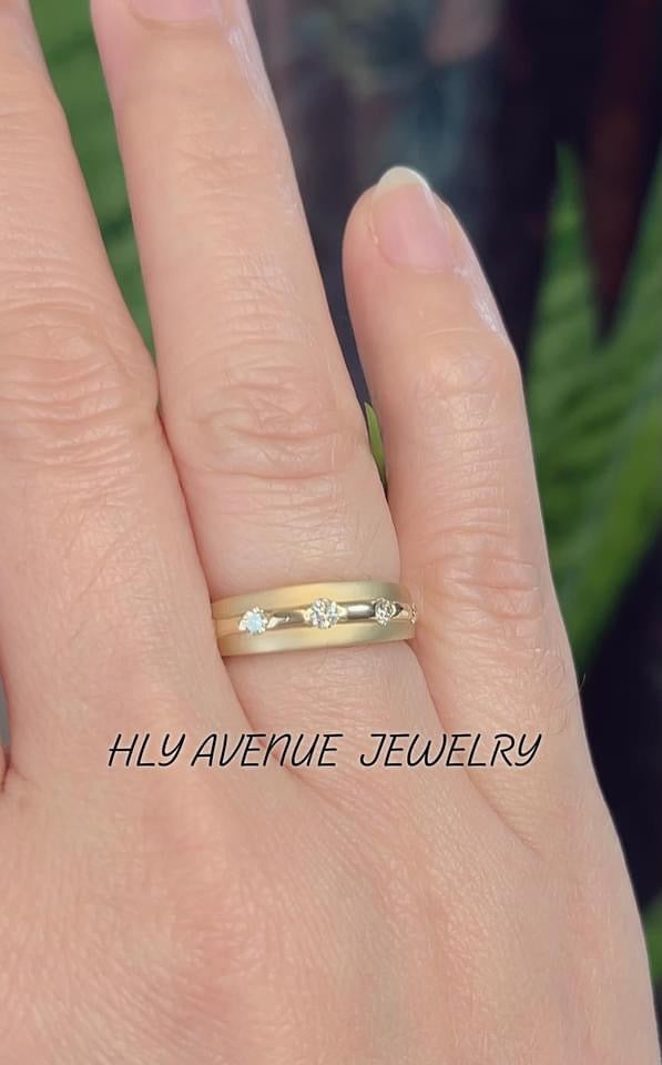 18k Japan Gold W/ 0.20 Ct. Diamond Ring Size #10