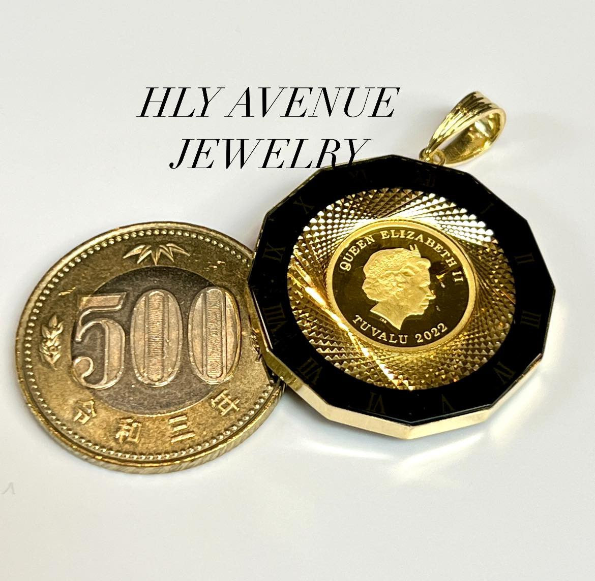 Horse/Elizabeth 24k/18k Reversible Glass Medallion Pendant