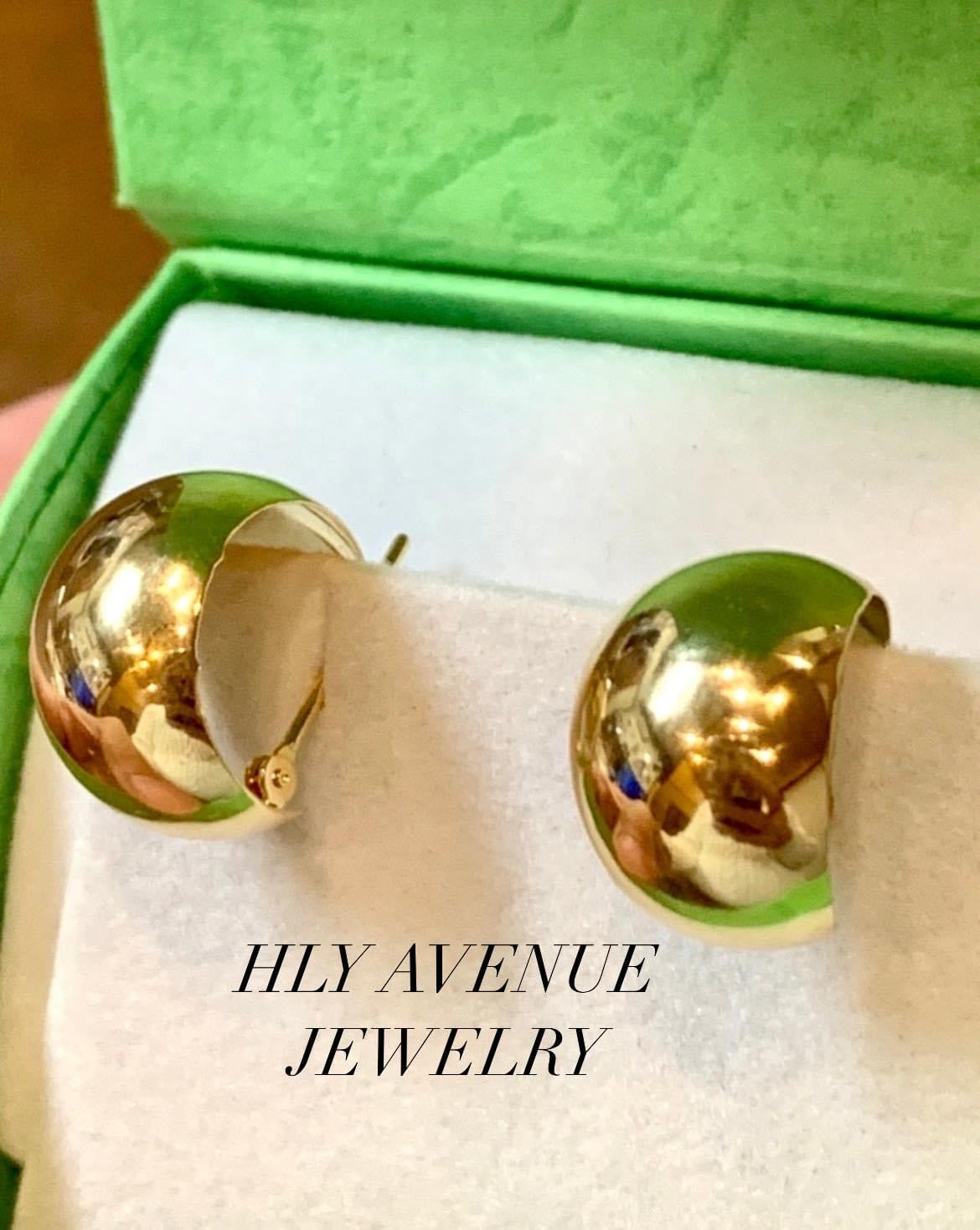 18K Yellow Gold Huggy Earrings