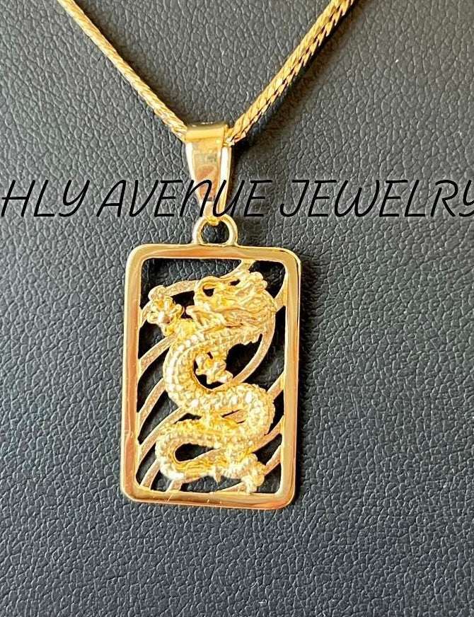 18k Dragon Pendant