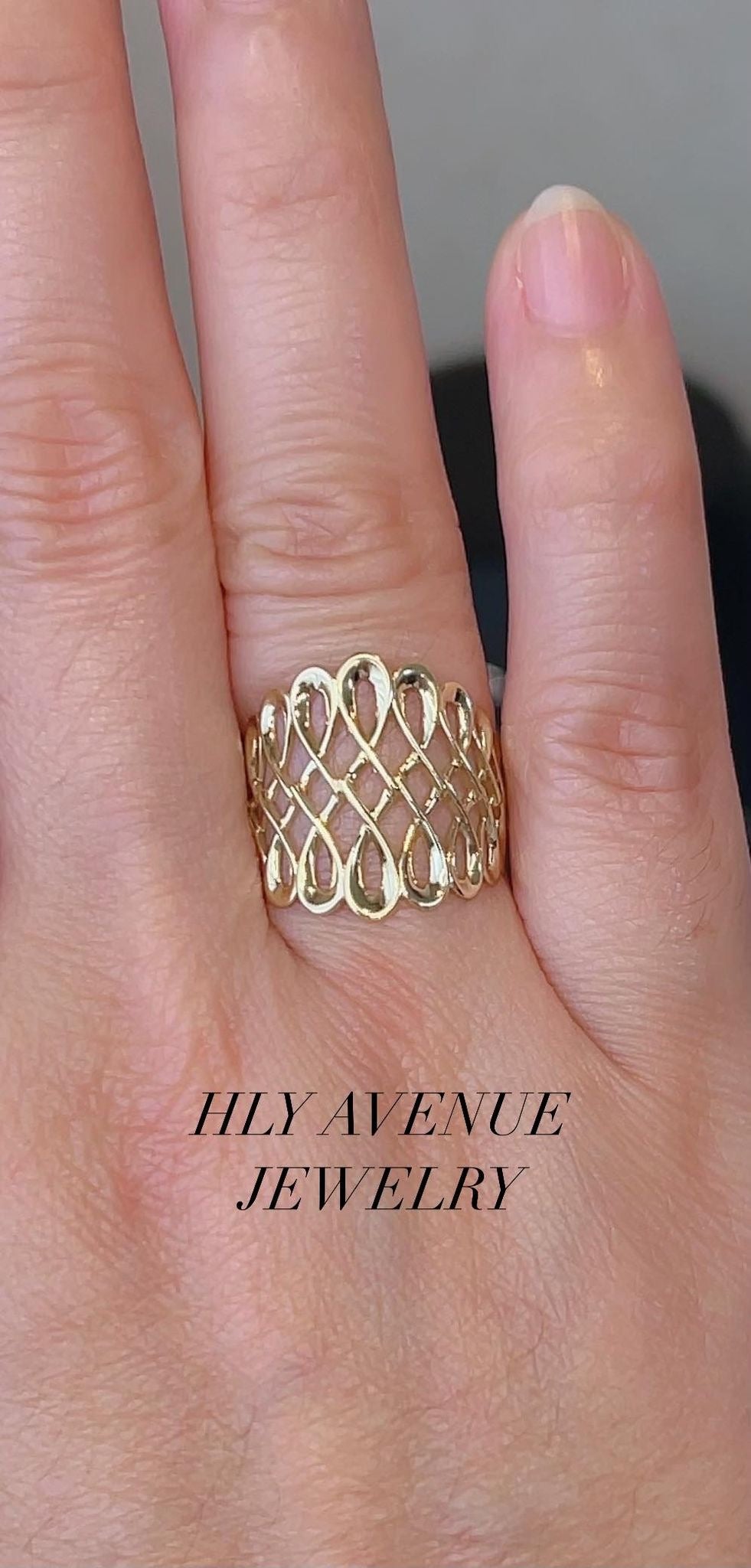 18k Japan Gold Infinity Type Ring
