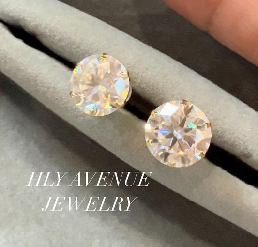 18k Moissanite Earrings