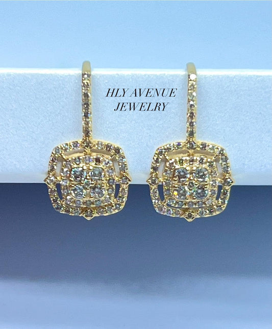 18K Japan Gold Beauty G 0.660Ct Diamond Earrings