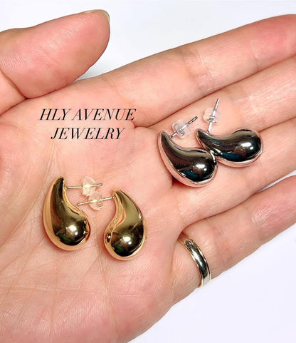 K18 Japan Gold Teardrop Earrings 20mm