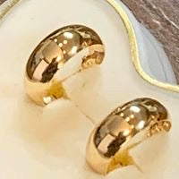 18K Yellow Gold Hoop Earrings