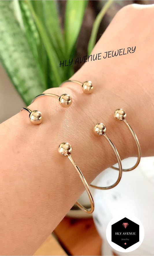 18k Japan Gold 2X6mm Ball Bangle