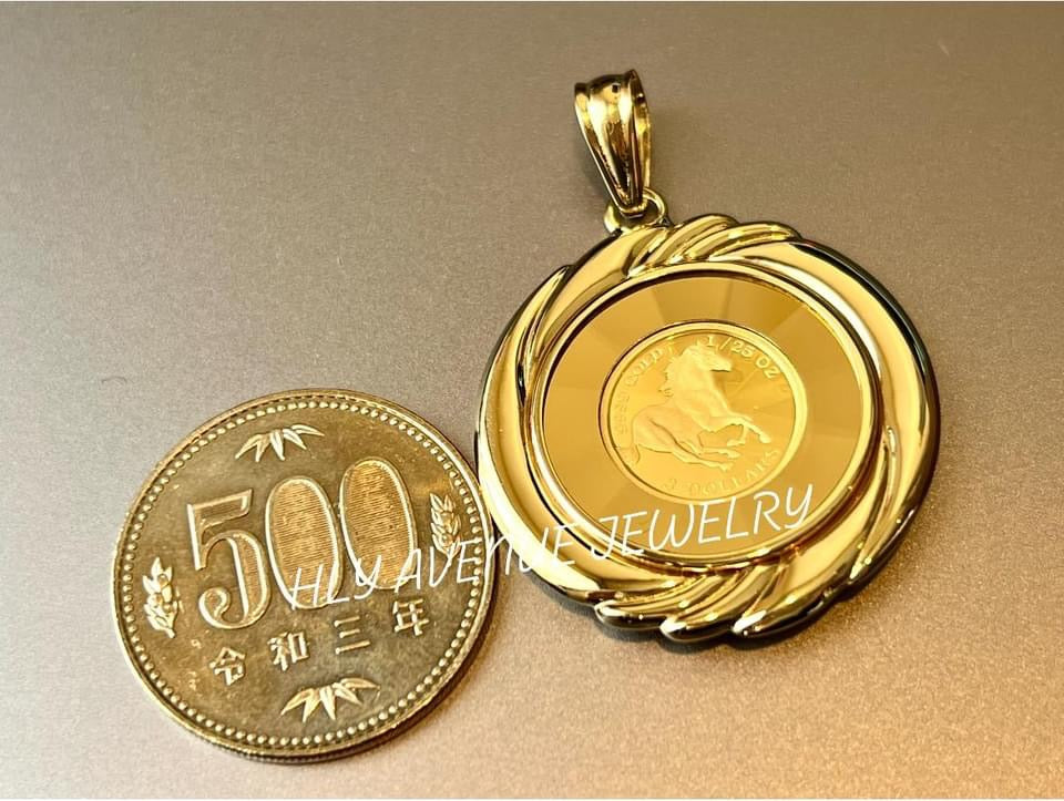 24k/18k Frame Japan Gold Reversible Medallion Pendant