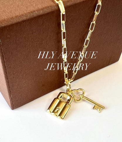 18K Japan Gold Lock & Key Necklace 45CM