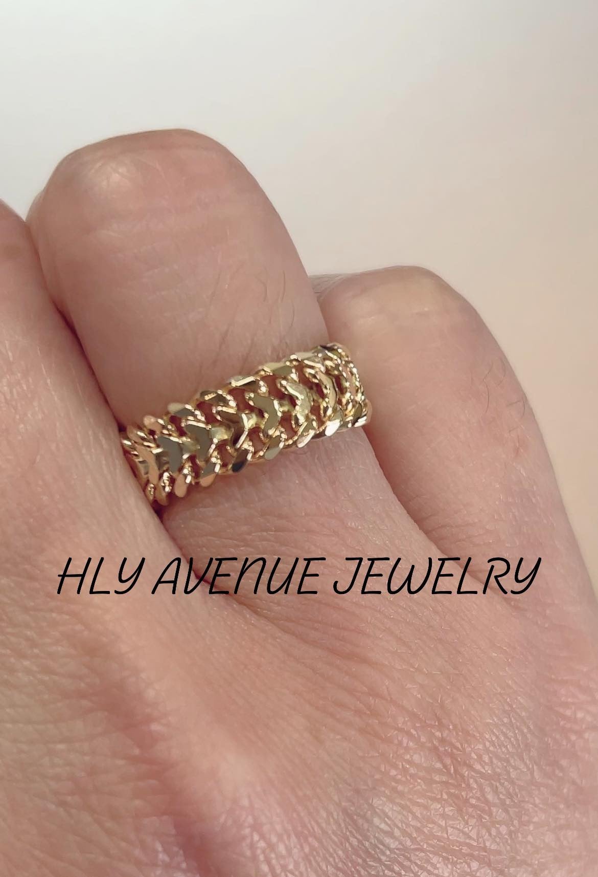 18k Japan Gold Heartbiz Soft Chain Ring